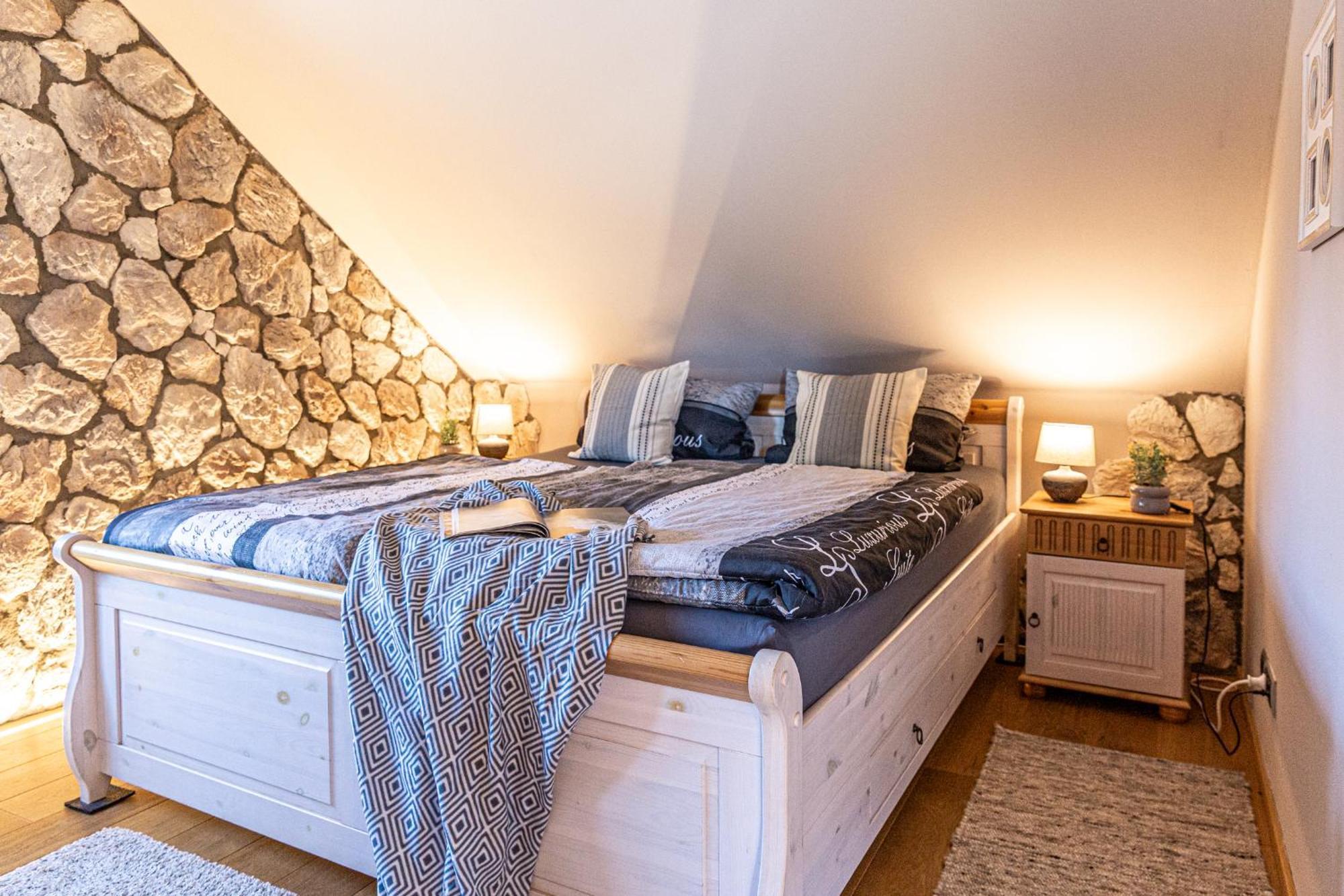 Wellnessparadies Mit Sauna Und Whirlpool Krakow am See Exterior photo